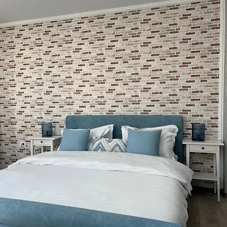 Apartament Cloud 9 *